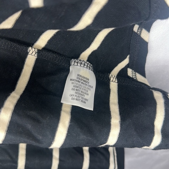 NWT CURFEW LIGHT STRIPE FLOWY CARDIGAN (Xl) - Picture 8 of 9